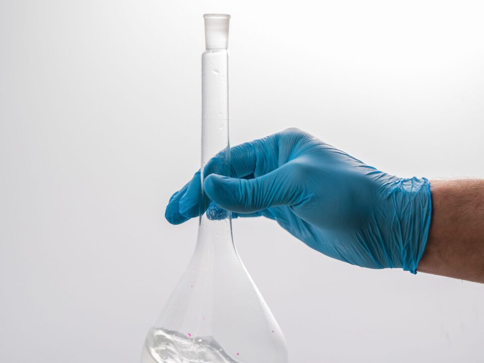 is caluanie muelear oxidize legal in usa